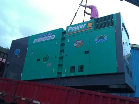 云安柴油发电机组转速不稳定时，如何对发动机进行维护？