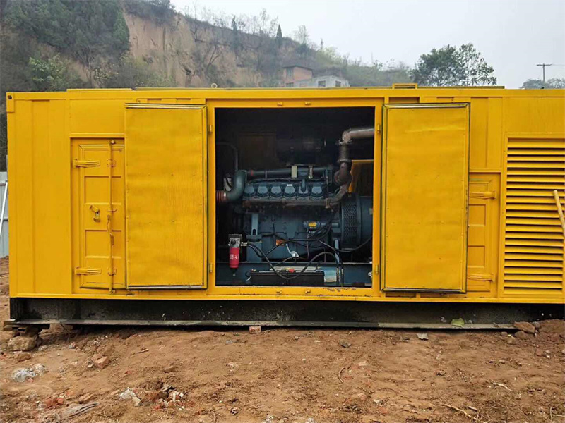 云安发电机租赁冷却液的沸点降低到多少时需要更换