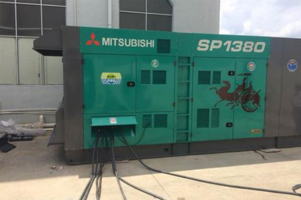 云安为什么有些柴油发电机组的输出电压可以调节？