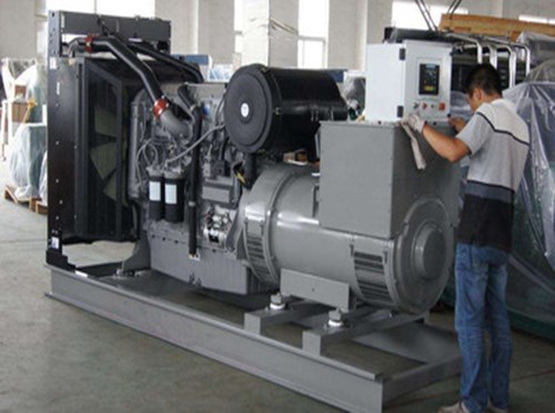 云安柴油发电机组和储能设备配合使用的案例